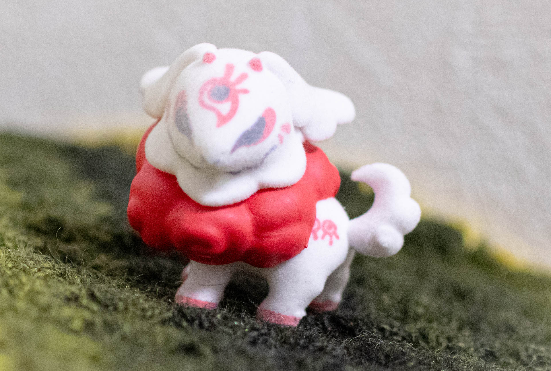 ふんわり仔白沢　ガチャガチャ　だいきょ屋