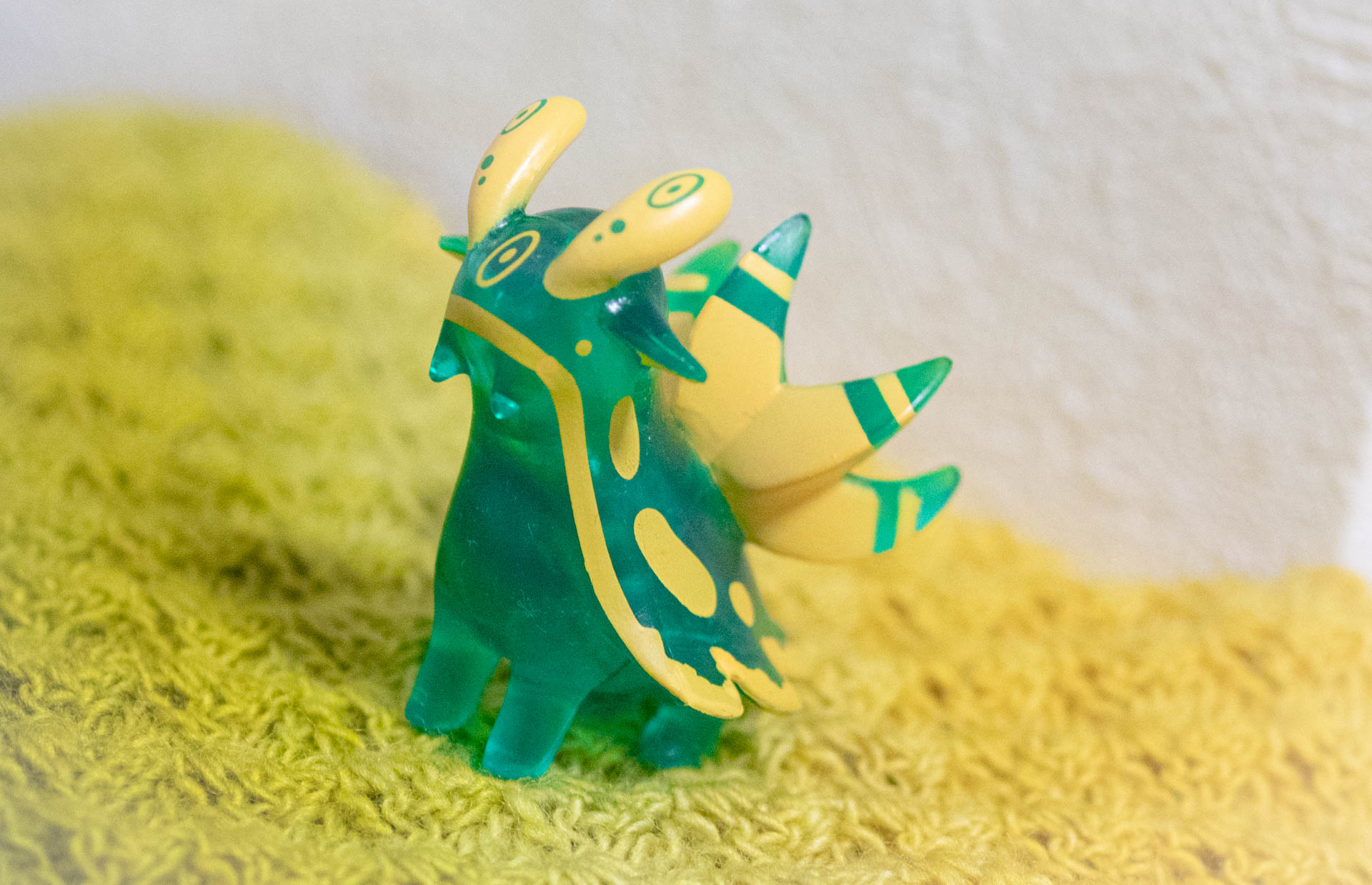 ウミウシドラゴン　ガチャガチャ　イササ