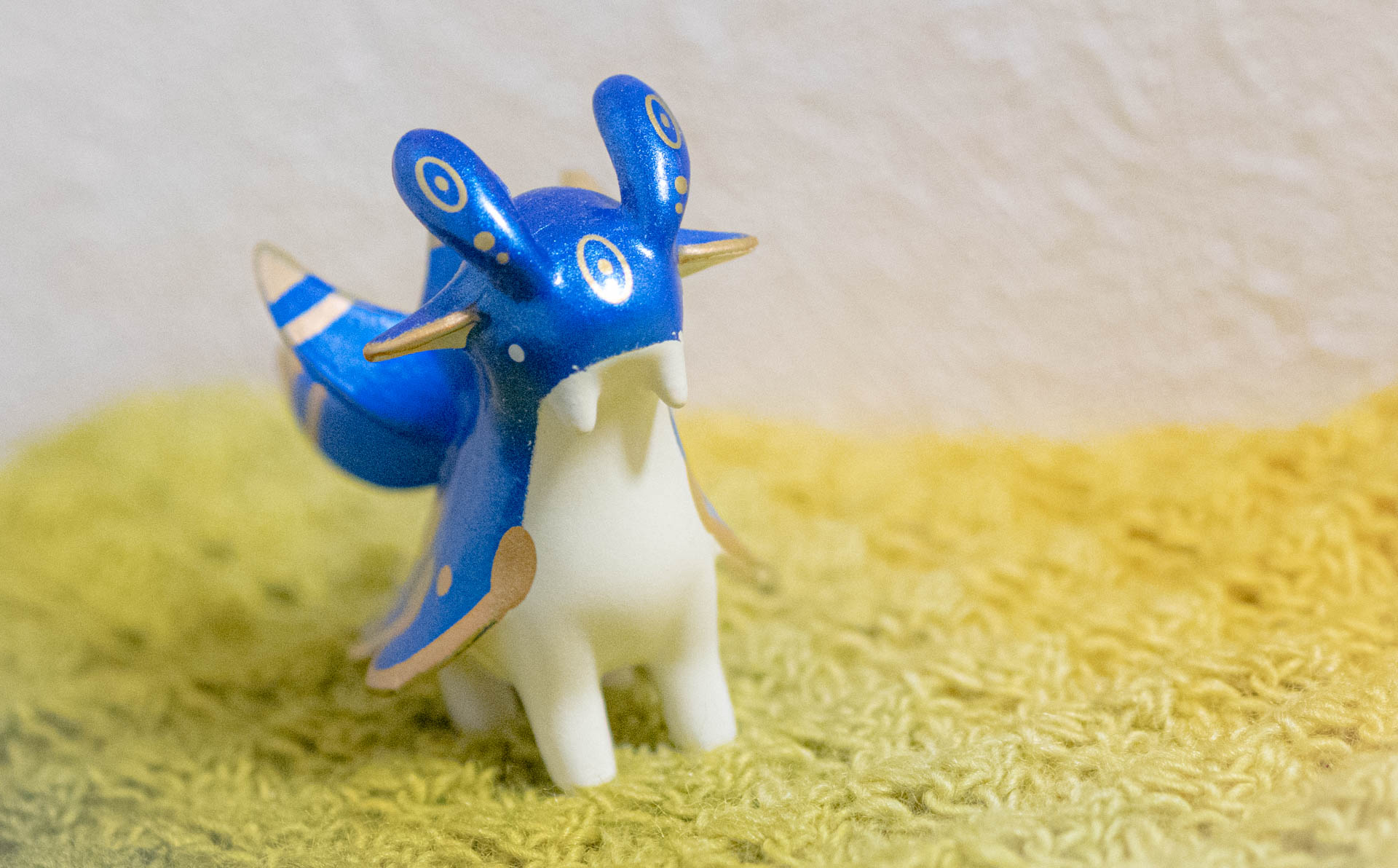 ウミウシドラゴン　ガチャガチャ　イササ