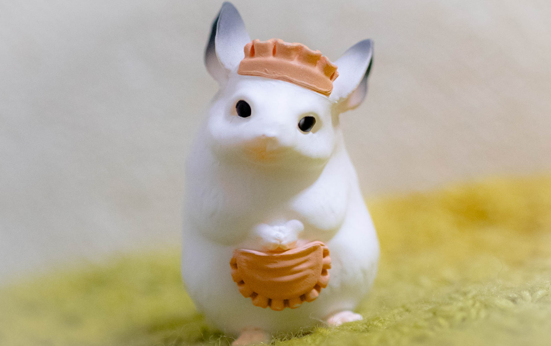チラっしゃいませ　ガチャガチャ　ぱいど