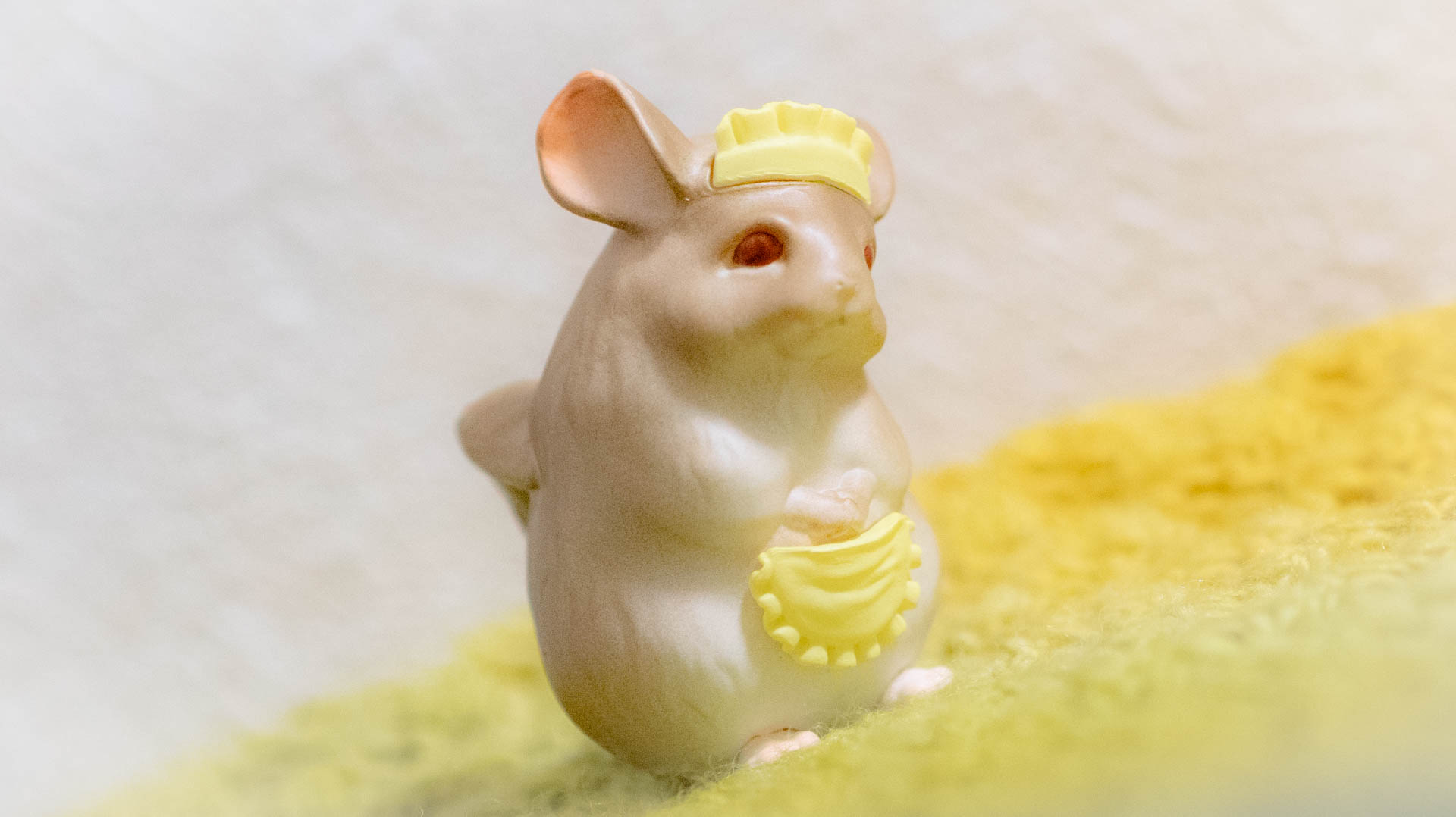 チラっしゃいませ　ガチャガチャ　しなもん