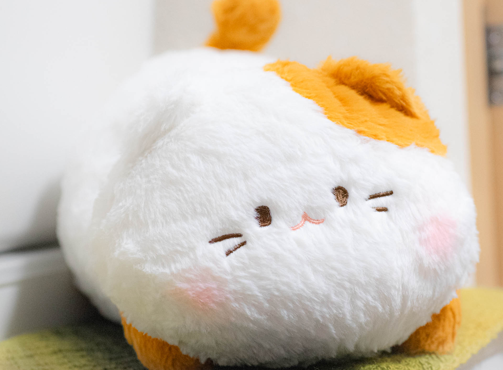 ダイソー　ぬいぐるみ　クッション