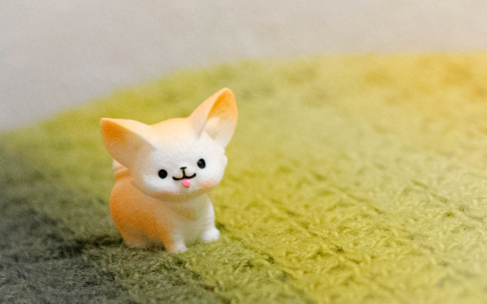 フェネックさん　カプセルトイ　ガチャガチャ