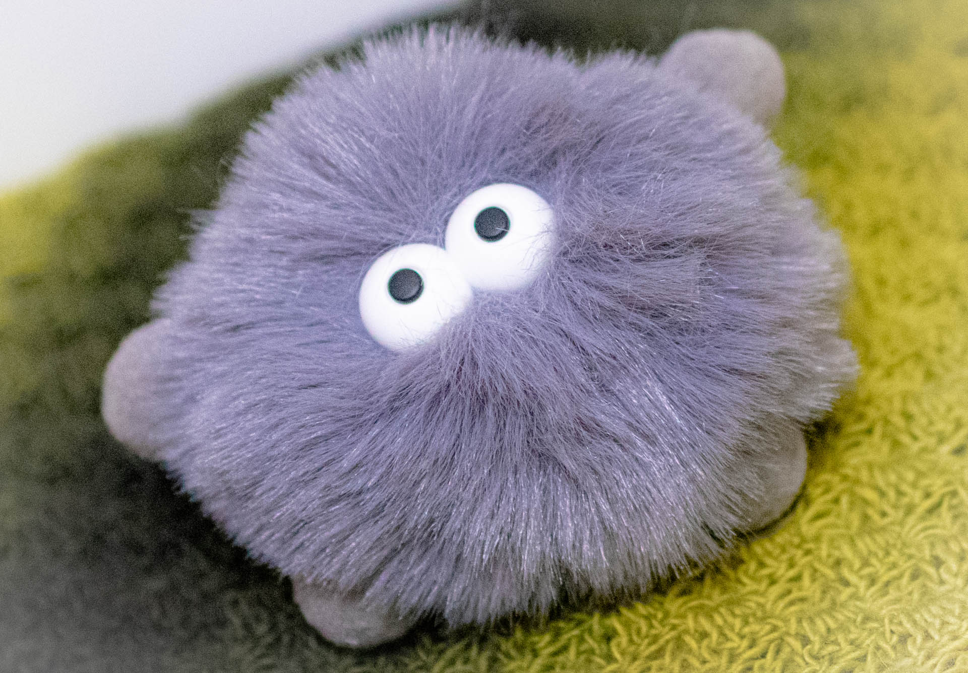 ギョロ目モンスター　ダイソー　ぬいぐるみ