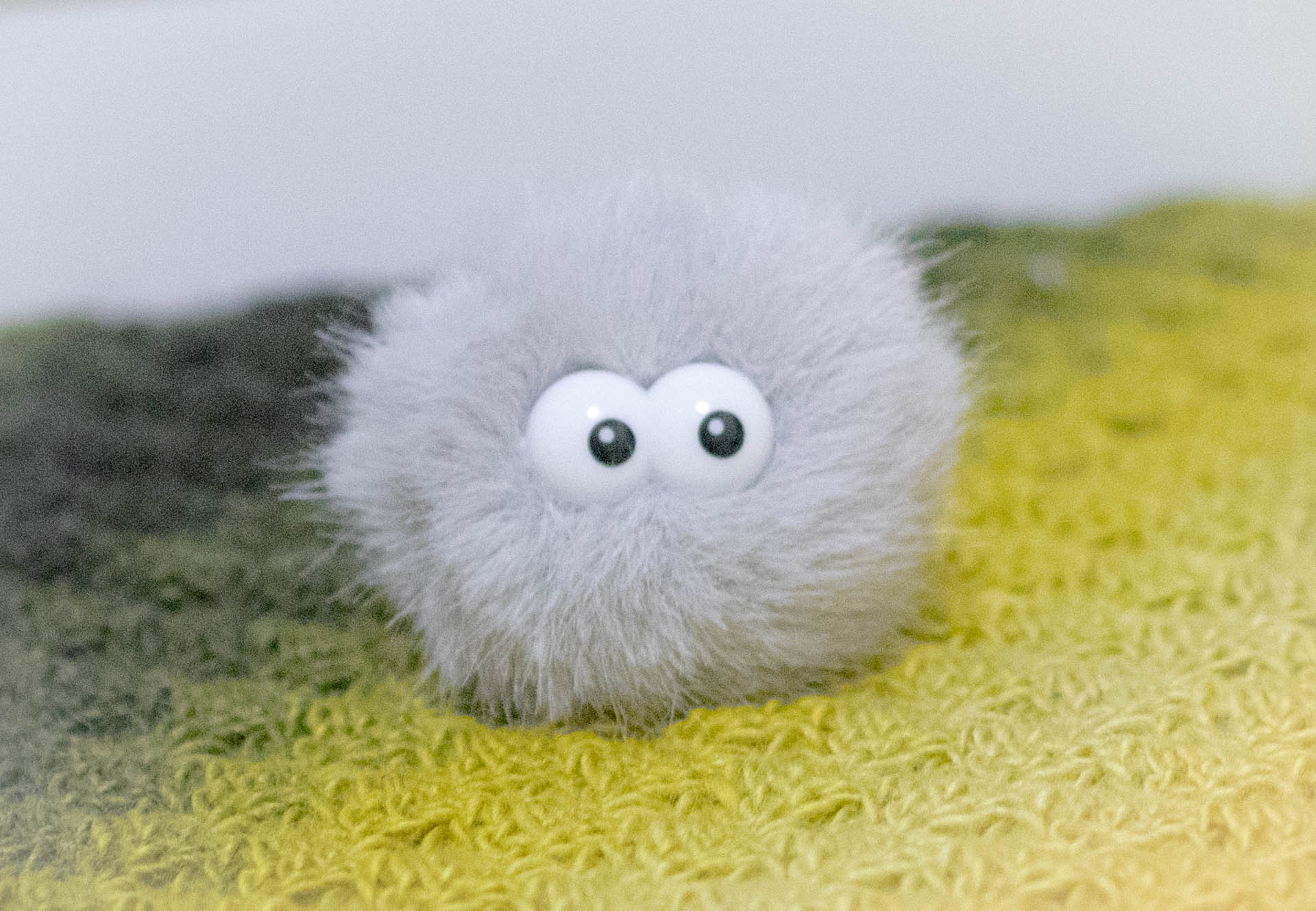 ギョロ目モンスター ダイソー ぬいぐるみ