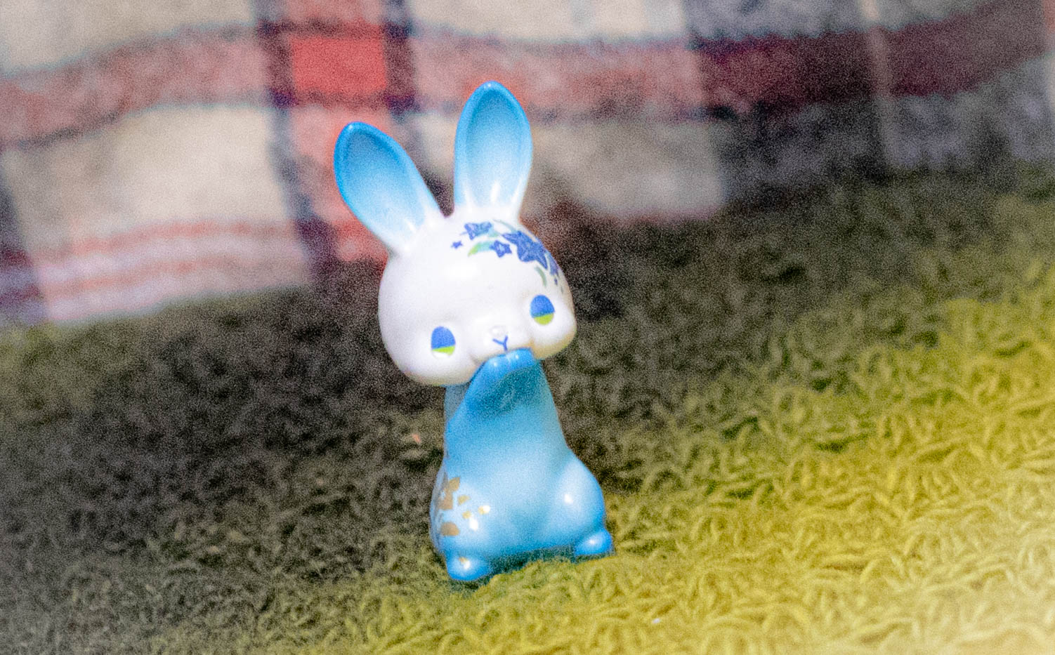 ガチャガチャ　はなむぐり　花兎