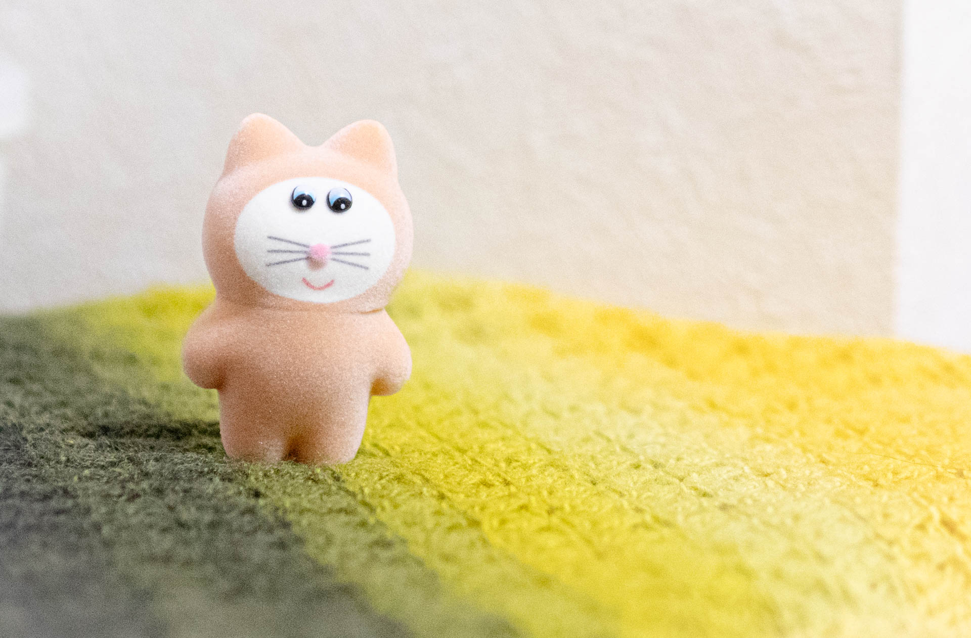 むにゅ　ミニチュアマスコット　カプセルトイ