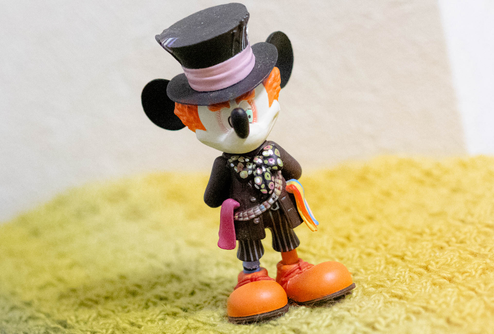 ミッキーマウス　マッドハッター　フィギュア
