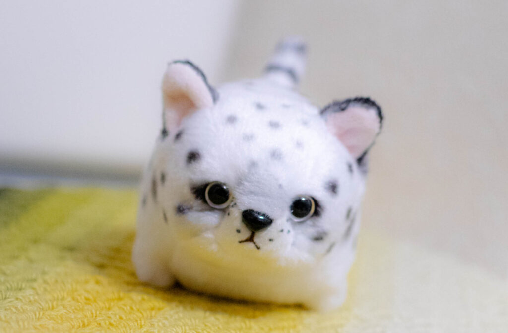 ぽちゃまる　ユキヒョウ　内藤デザイン