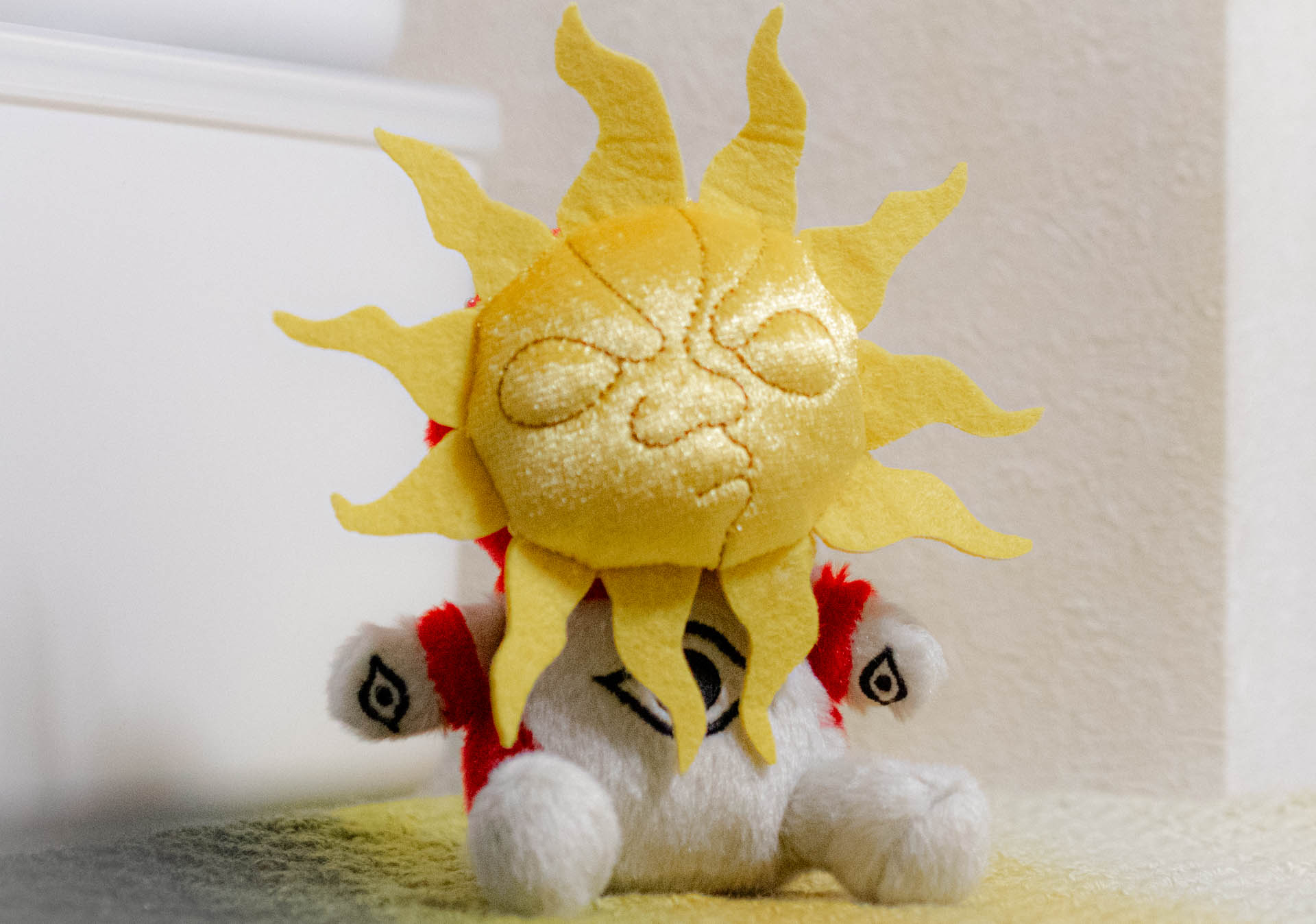 岡本太郎　ぬいぐるみ　タローマン