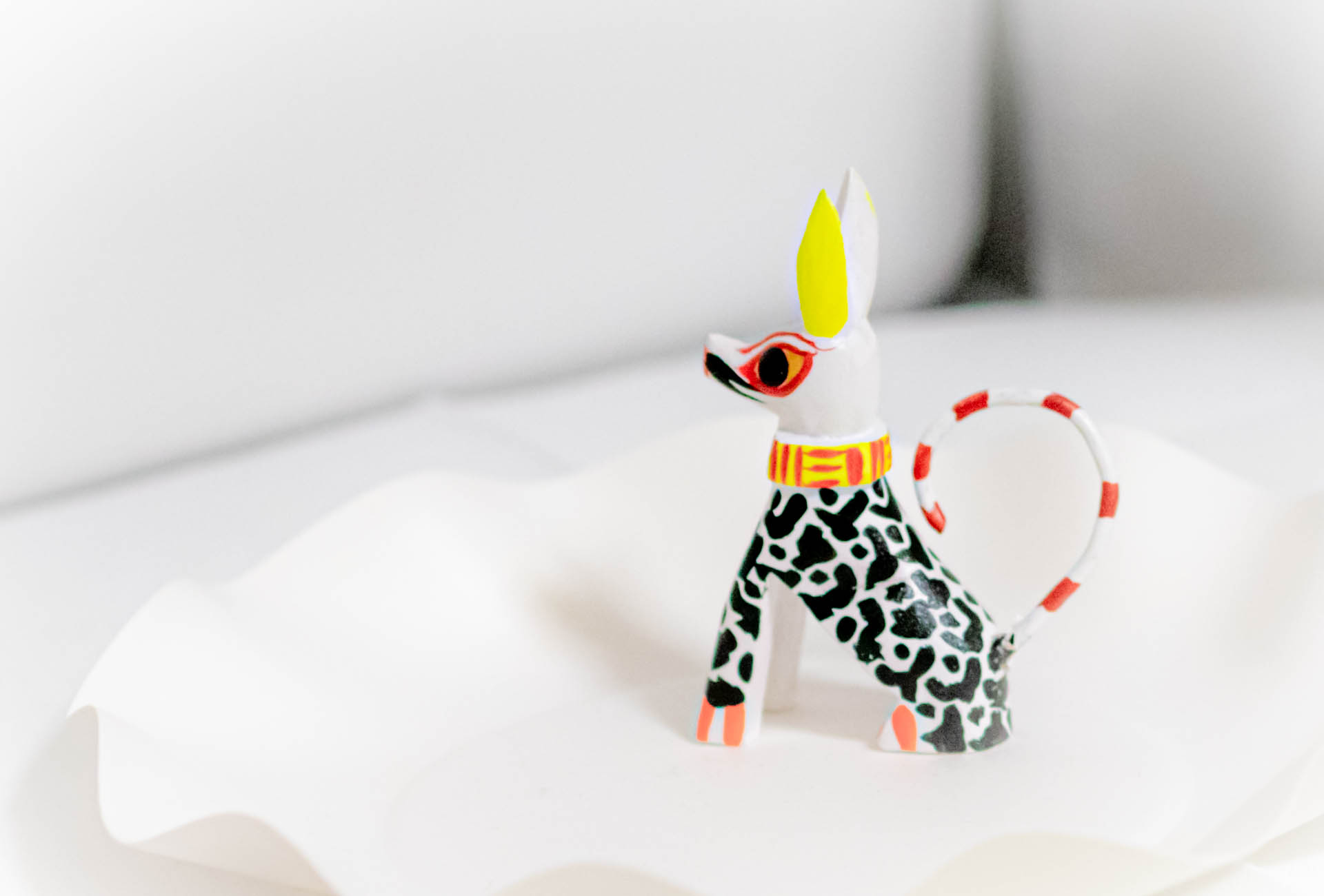 メキシコ　アレブリヘス みんぱく