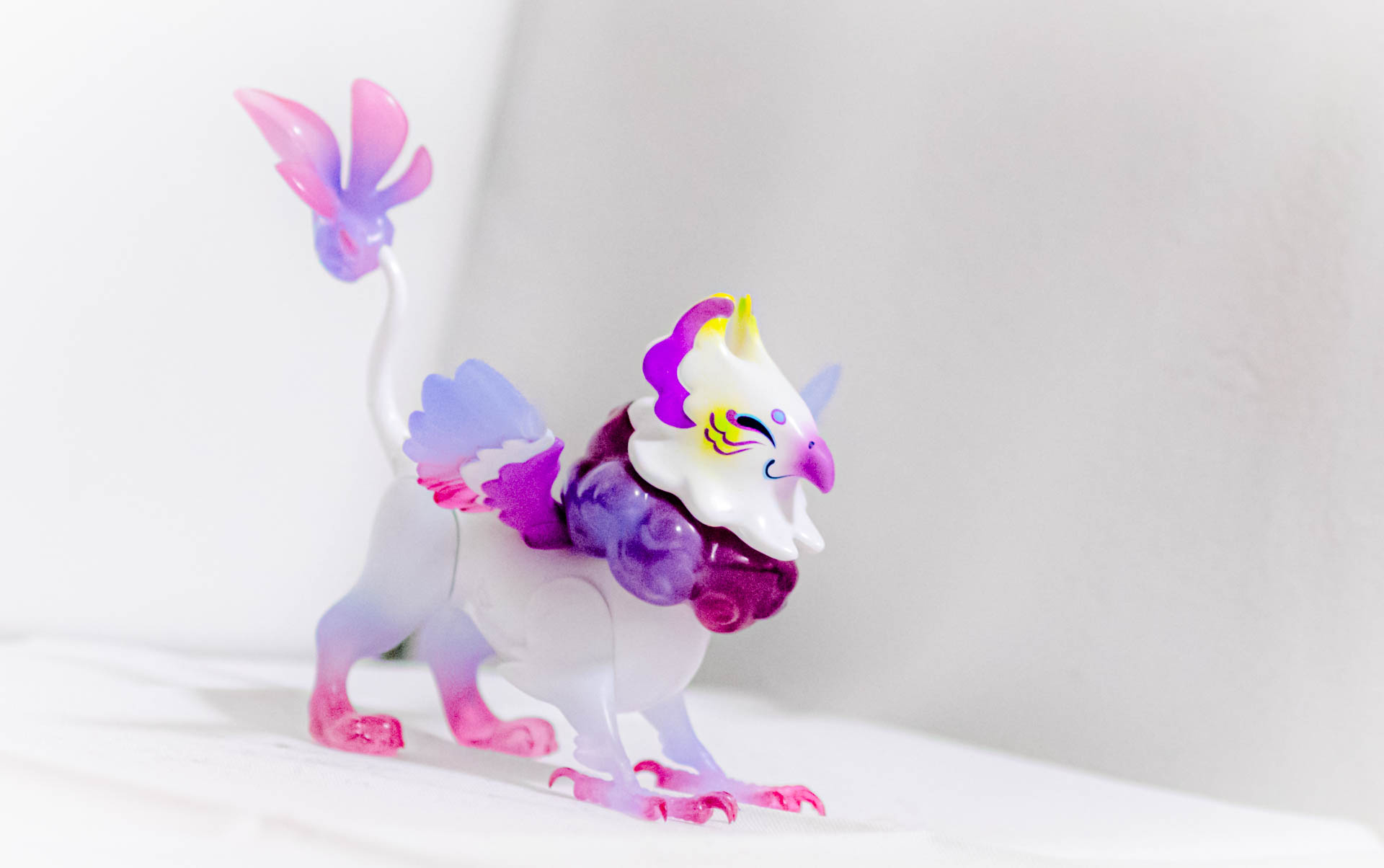 ひょっこり姫鷲獅子　剥荅叟母