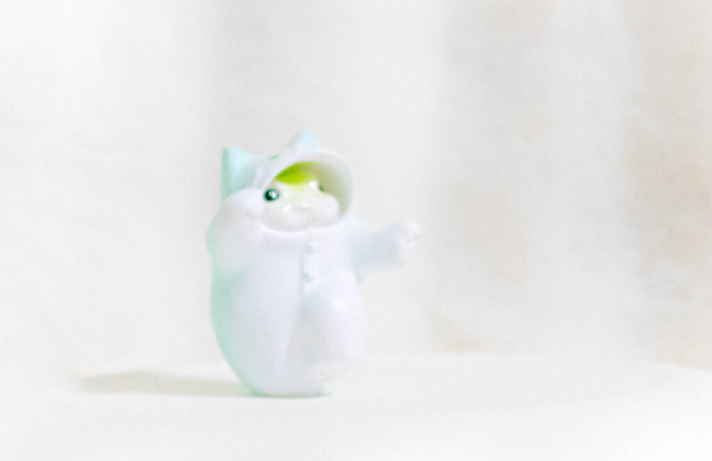 俺、今日からねこ　カプセルトイ　かえる