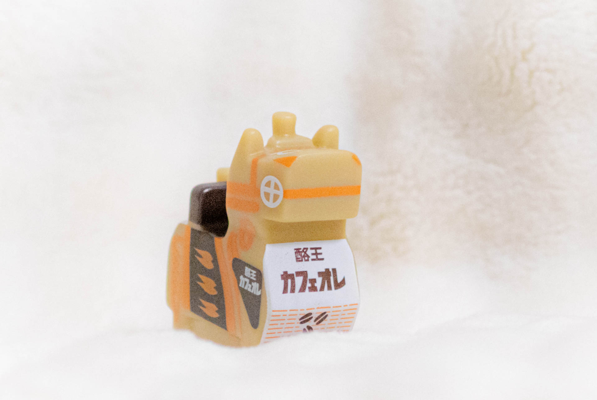 ぷかぷか三春駒 酪王協同乳業