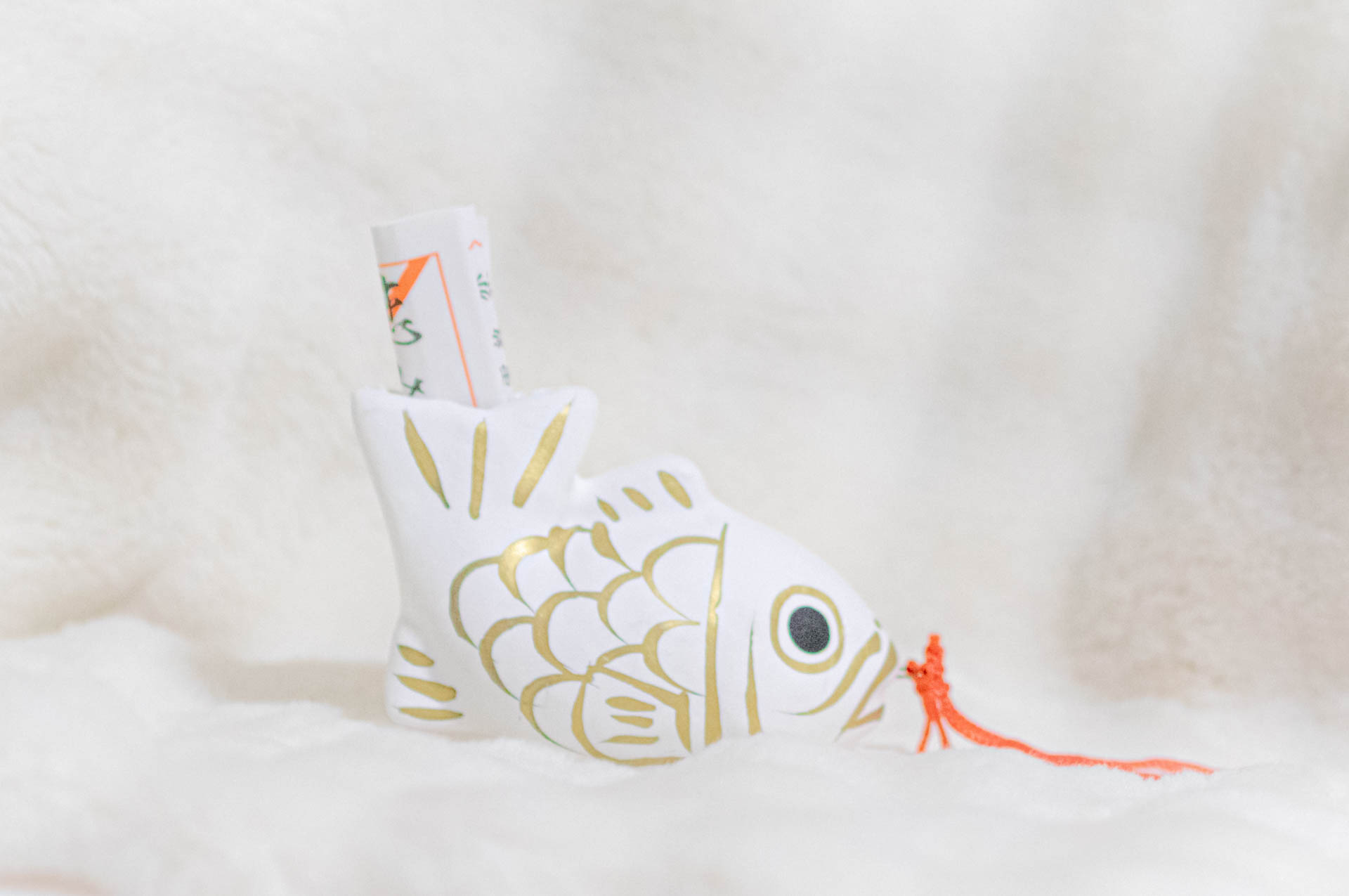 溝口神社　鯉　おみくじ