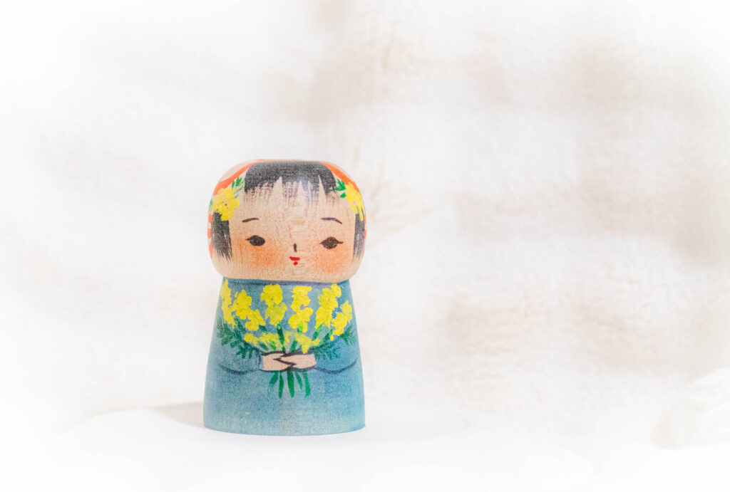 こけし　小松里佳　カナリヤ