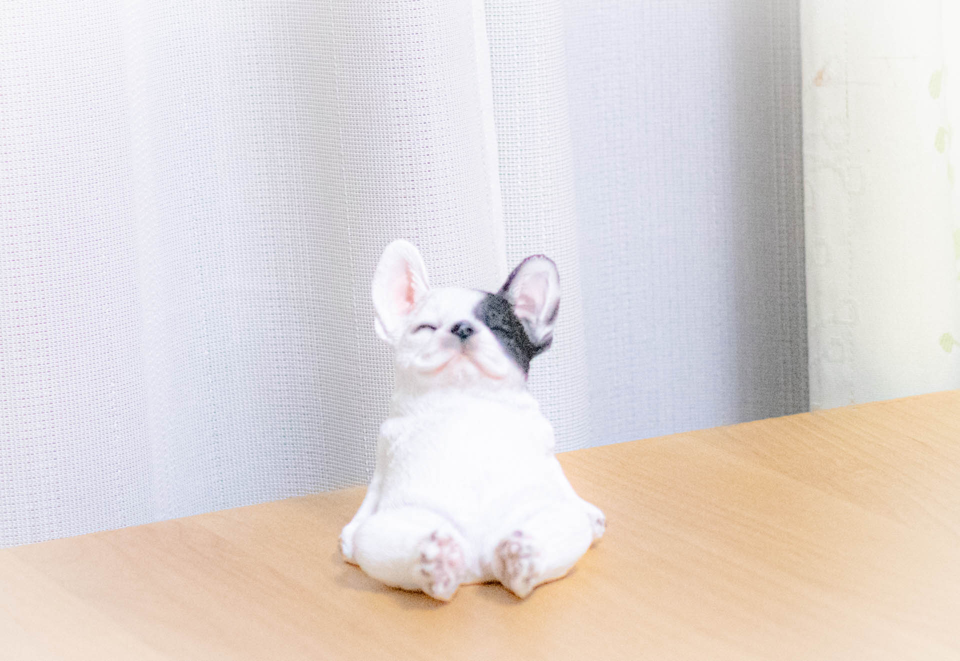 フレンチブルドッグ　置物　ニトリ