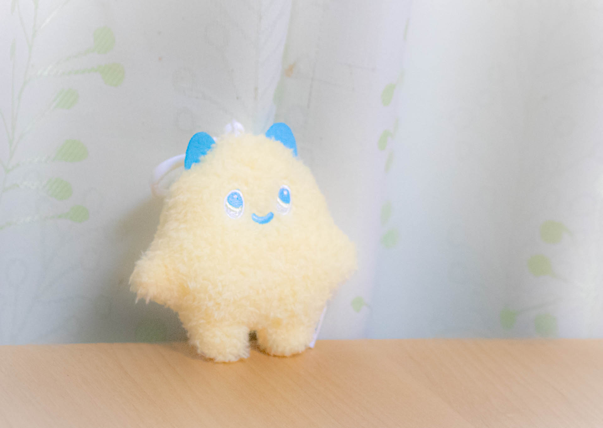 ダイソー　かわいいモンスター　マスコット