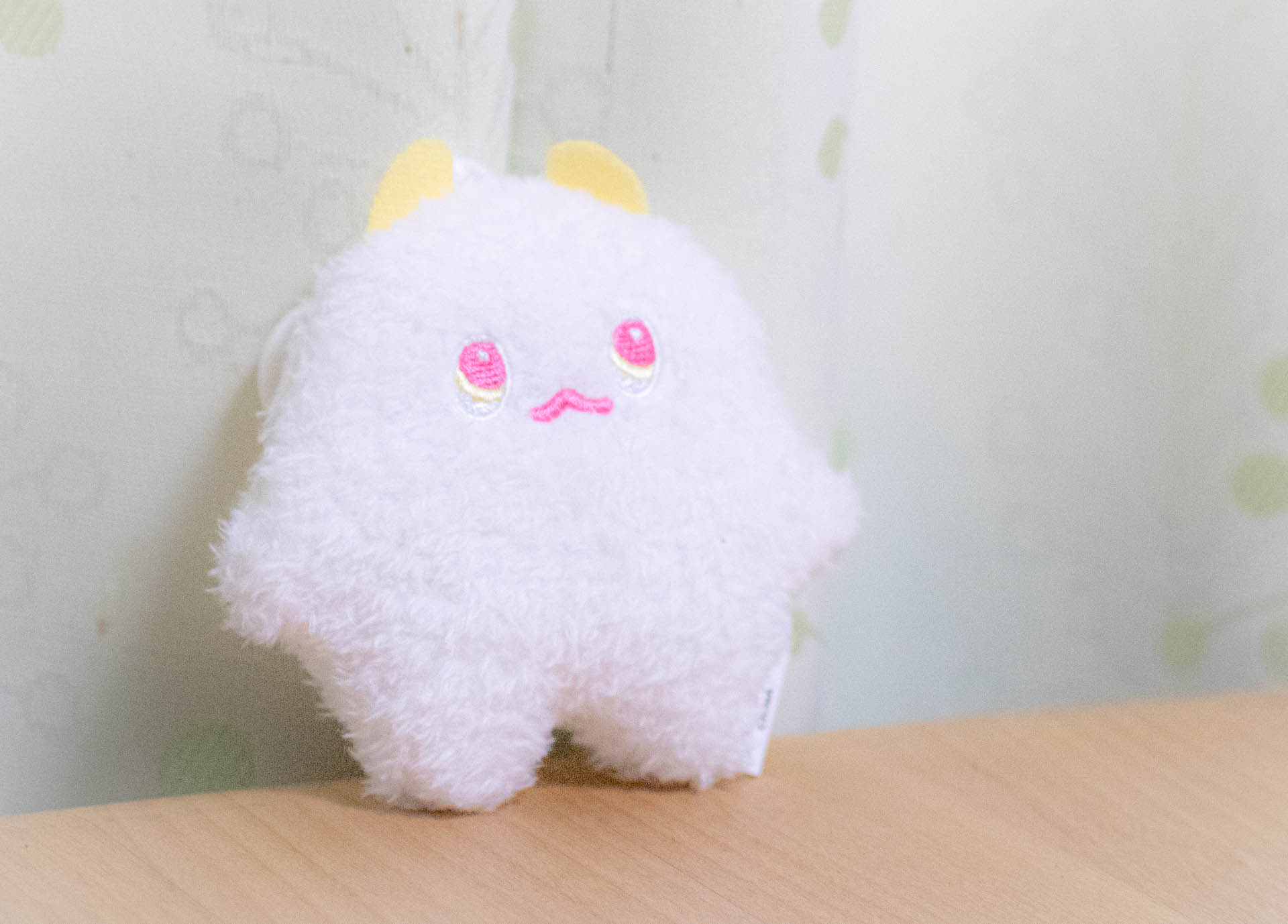 ダイソー　かわいいモンスター　マスコット